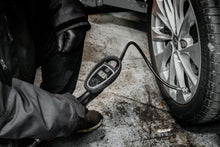 Load image into Gallery viewer, BOXO Digital Tyre Inflator with Quick Connector
| Boxo UK Load image into Gallery viewer, BOXO Digital Tyre Inflator with Quick Connector
| Boxo UK